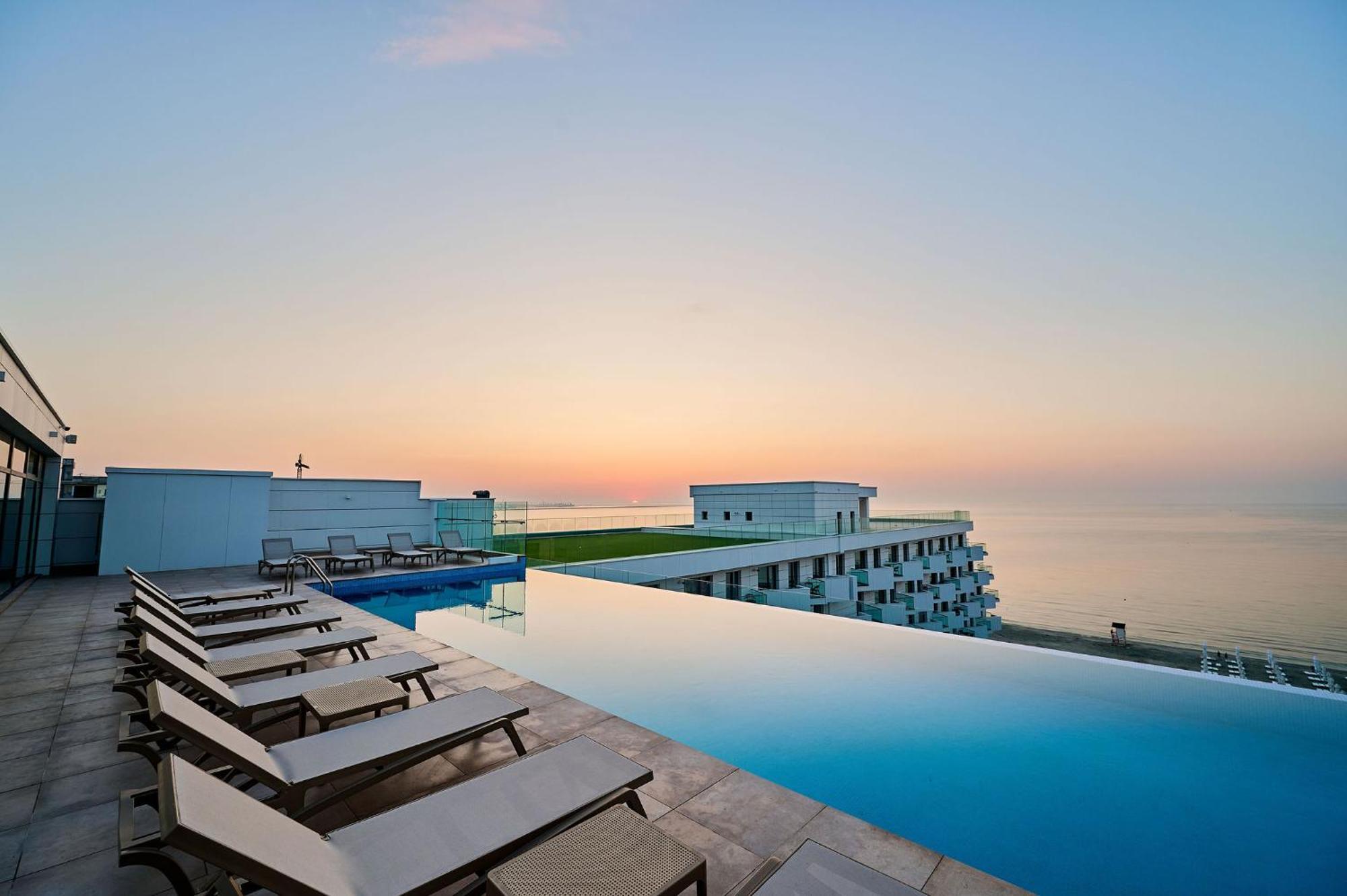 Summer Residence Apartment In Infinity Beach Resort - Parking Mamaia Esterno foto